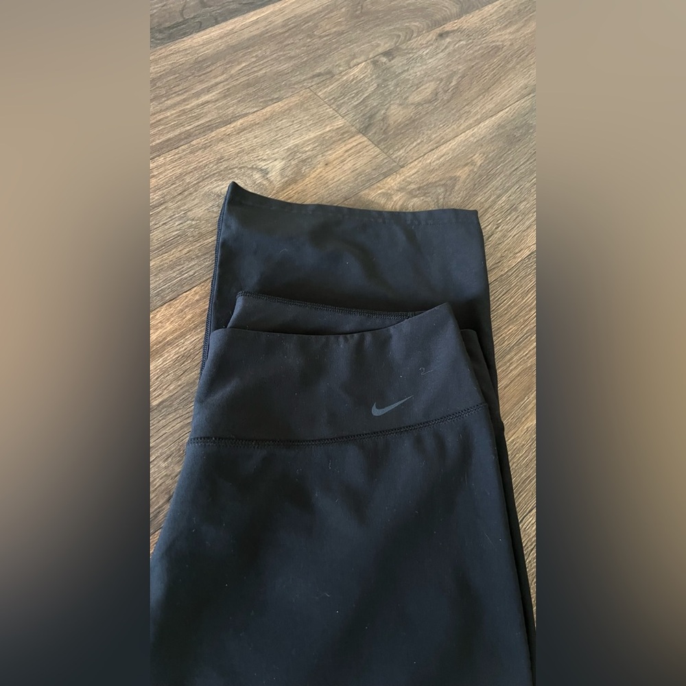 Nike Flared Dry Fit Black Leggings